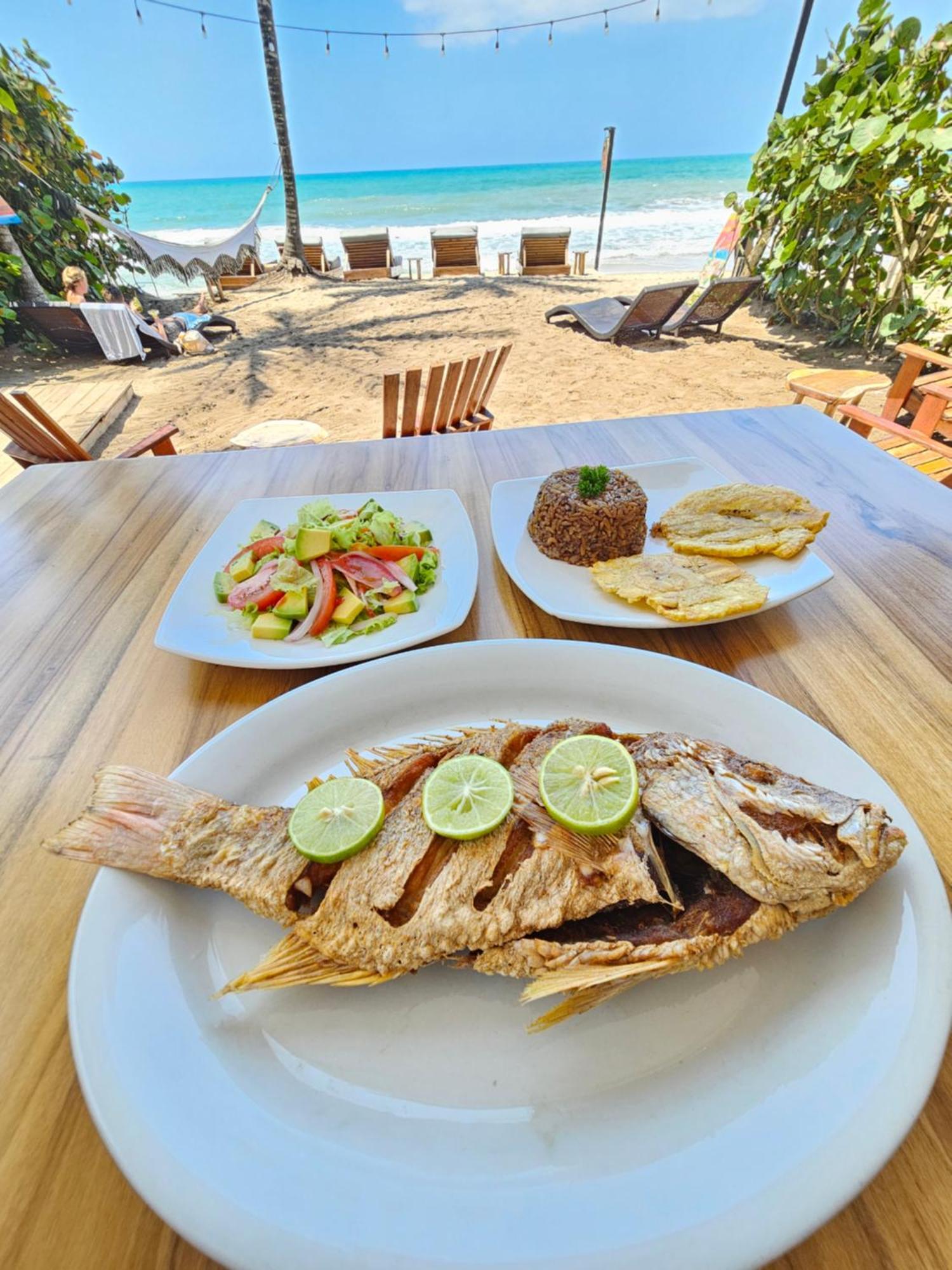 Makao Beach Hotel بالومينو المظهر الخارجي الصورة
