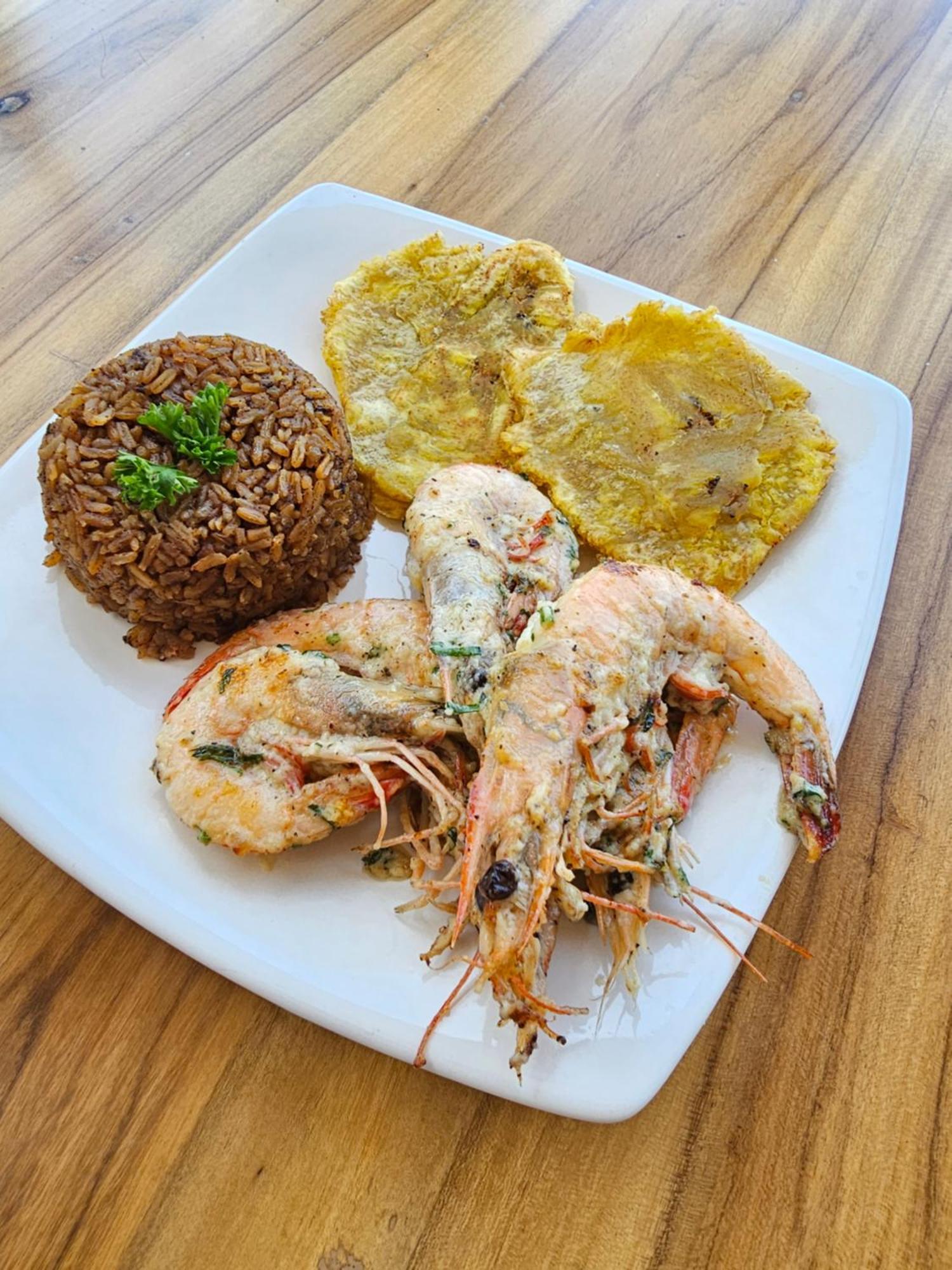 Makao Beach Hotel بالومينو المظهر الخارجي الصورة